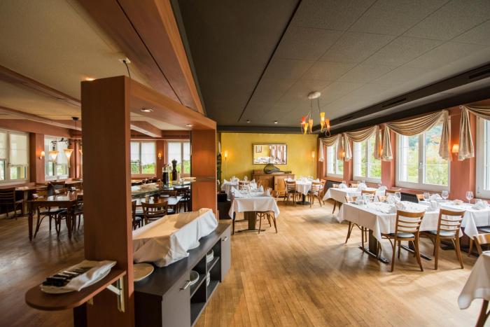 hotel restaurant neuhaus