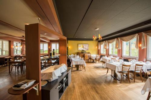 hotel restaurant neuhaus