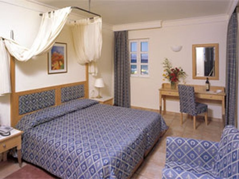 atlantica marmari beach