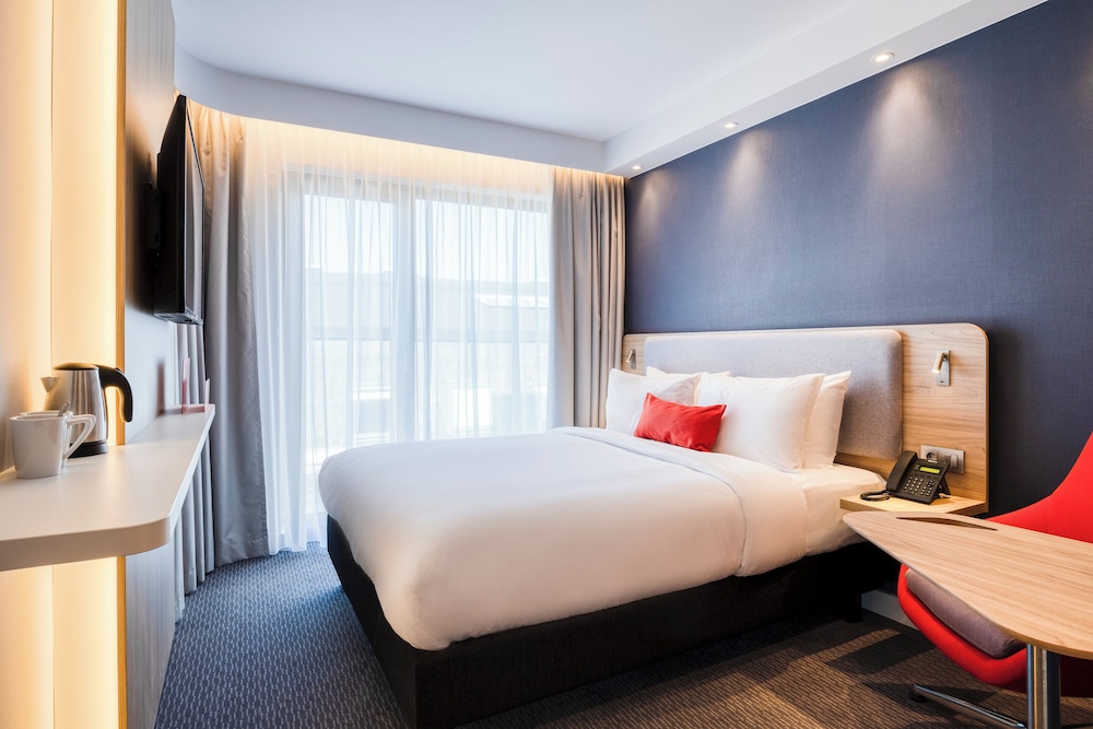 holiday inn express antwerp city centre an ihg hotel