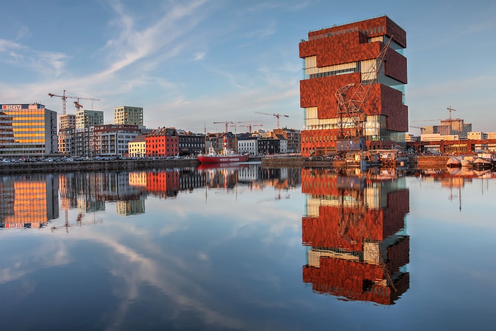 holiday inn express antwerp city centre an ihg hotel