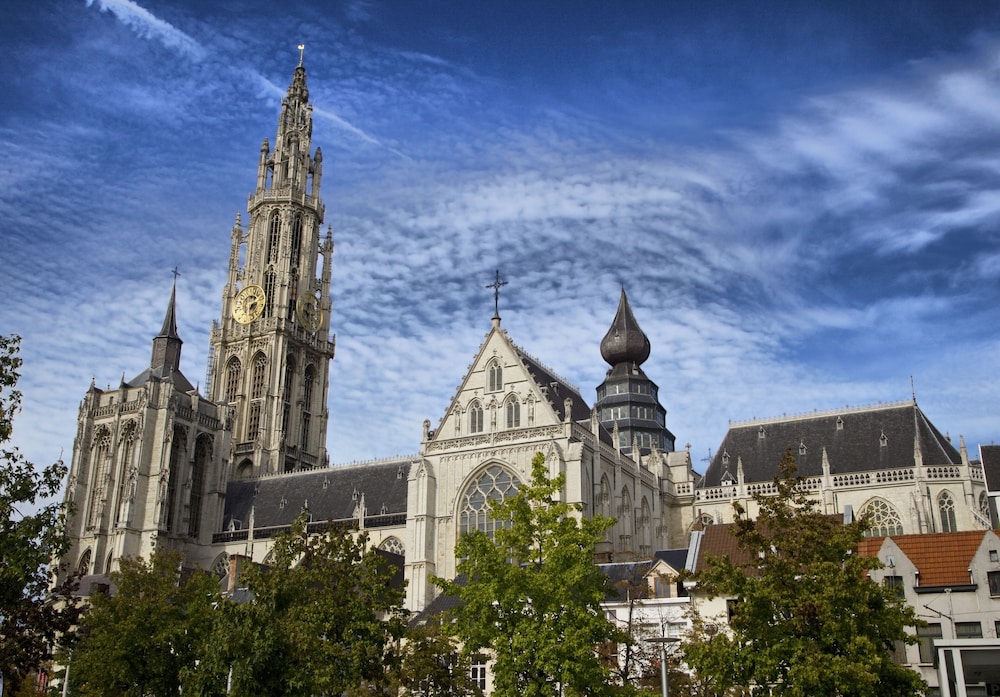 holiday inn express antwerp city centre an ihg hotel