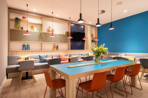 holiday inn express antwerp city centre an ihg hotel