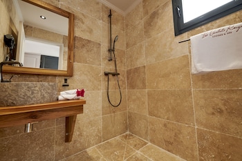 les galets rouges lodges and spa