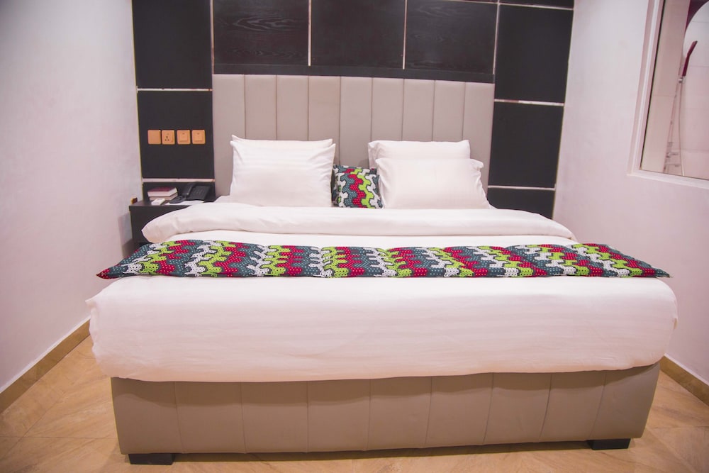 havilah towers hotel