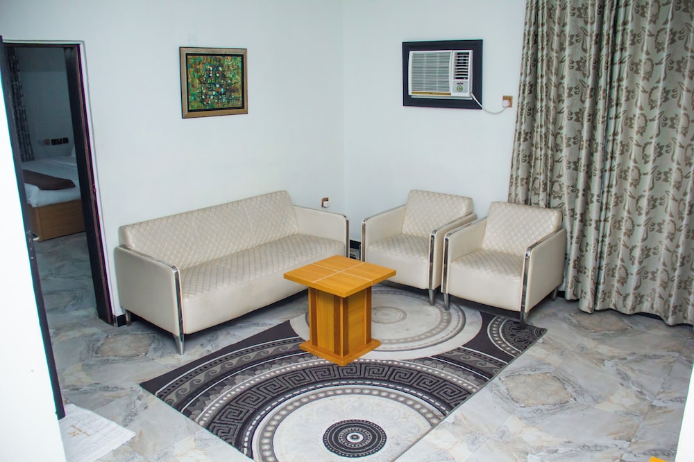 havilah towers hotel