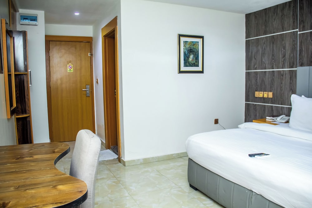 havilah towers hotel