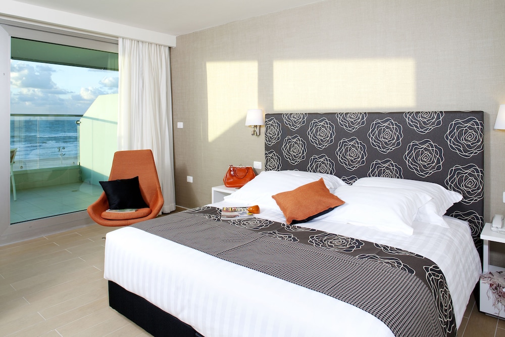 west all suite boutique ashdod