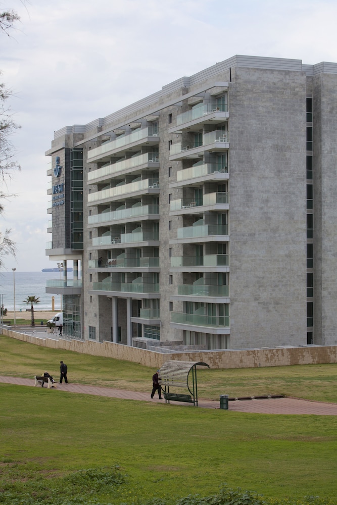 west all suite boutique ashdod