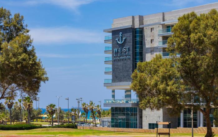 west all suite boutique ashdod