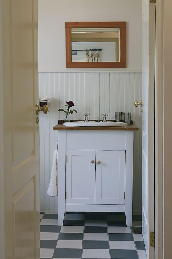 bartholomeus klip farmhouse