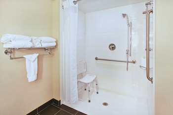 holiday inn express sault ste marie by ihg