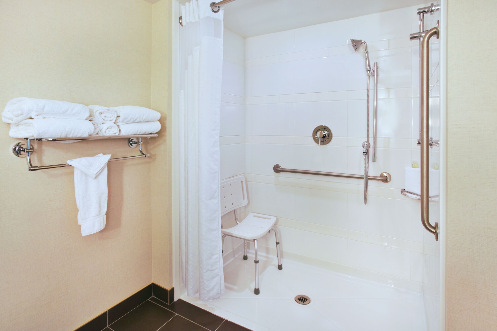 holiday inn express sault ste marie by ihg