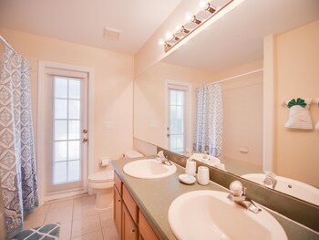 sapphire sky villa 4 bedrooms