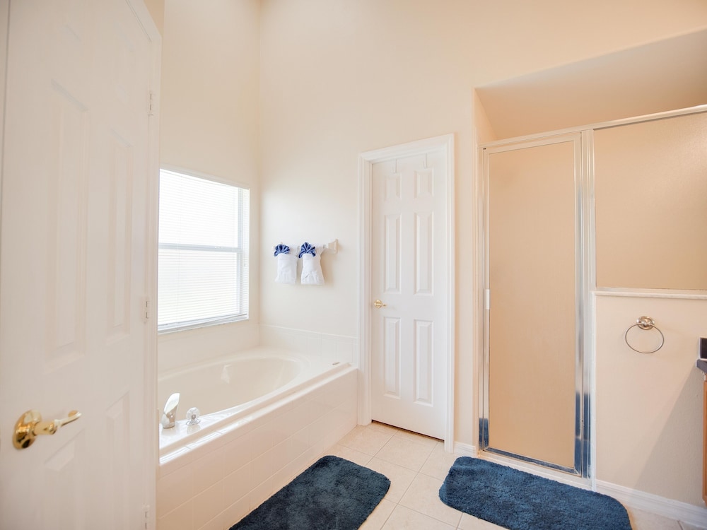 sapphire sky villa 4 bedrooms