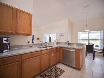 sapphire sky villa 4 bedrooms