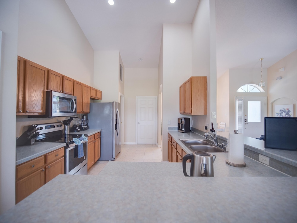 sapphire sky villa 4 bedrooms