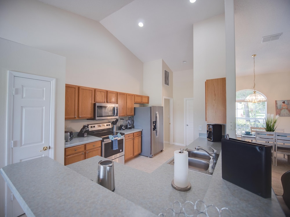 sapphire sky villa 4 bedrooms