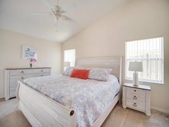 sapphire sky villa 4 bedrooms