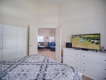 sapphire sky villa 4 bedrooms