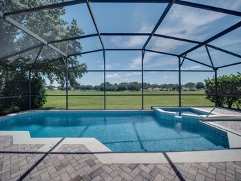 sapphire sky villa 4 bedrooms