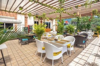 dream international hotel