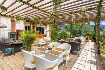 dream international hotel