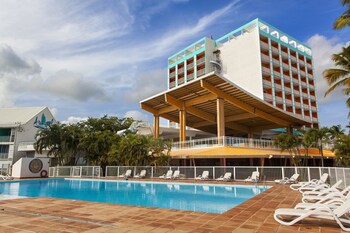 hotel arawak beach resort