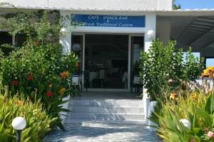 costa angela