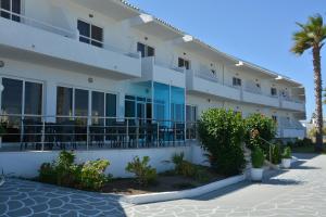 costa angela