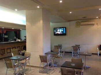 el hana international