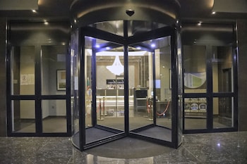 az hotels grand oran