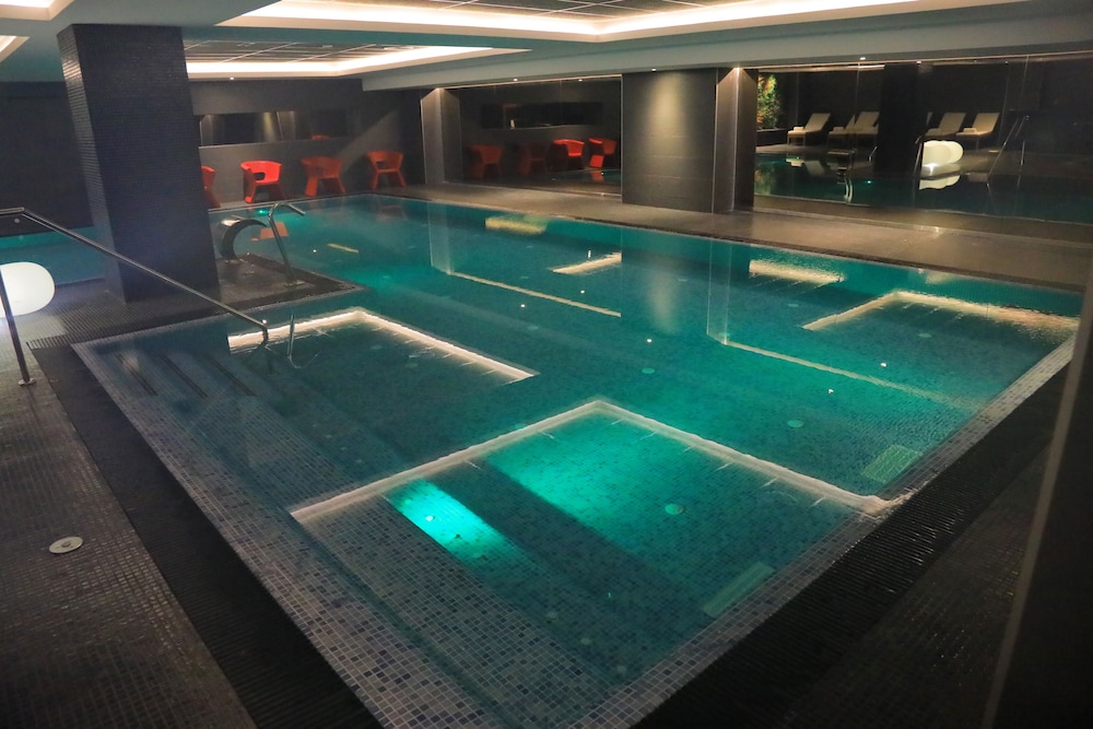 az hotels grand oran