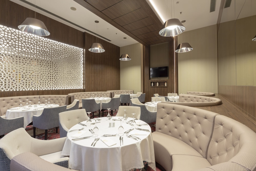 az hotels grand oran