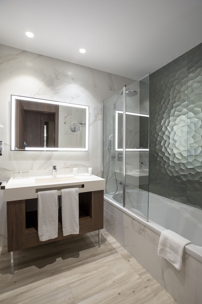 az hotels grand oran