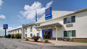 studio 6 altoona ia des moines east