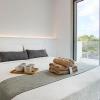 phaedrus living seaside executive flat harbour 201