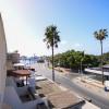 phaedrus living seaside executive flat harbour 201