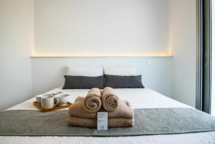 phaedrus living seaside executive flat harbour 201