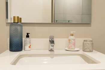 black marble menlyn residence