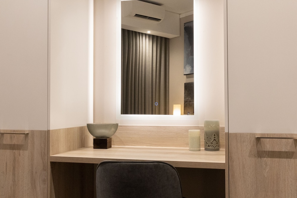 black marble menlyn residence