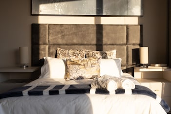 black marble menlyn residence