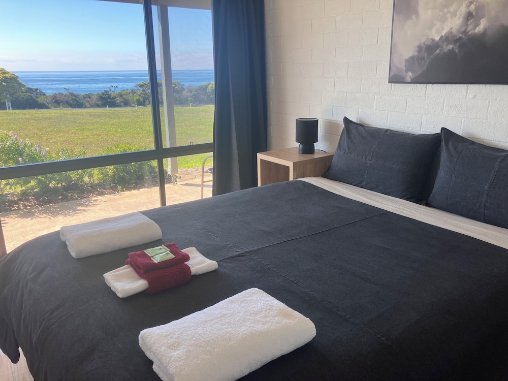 ocean road motel