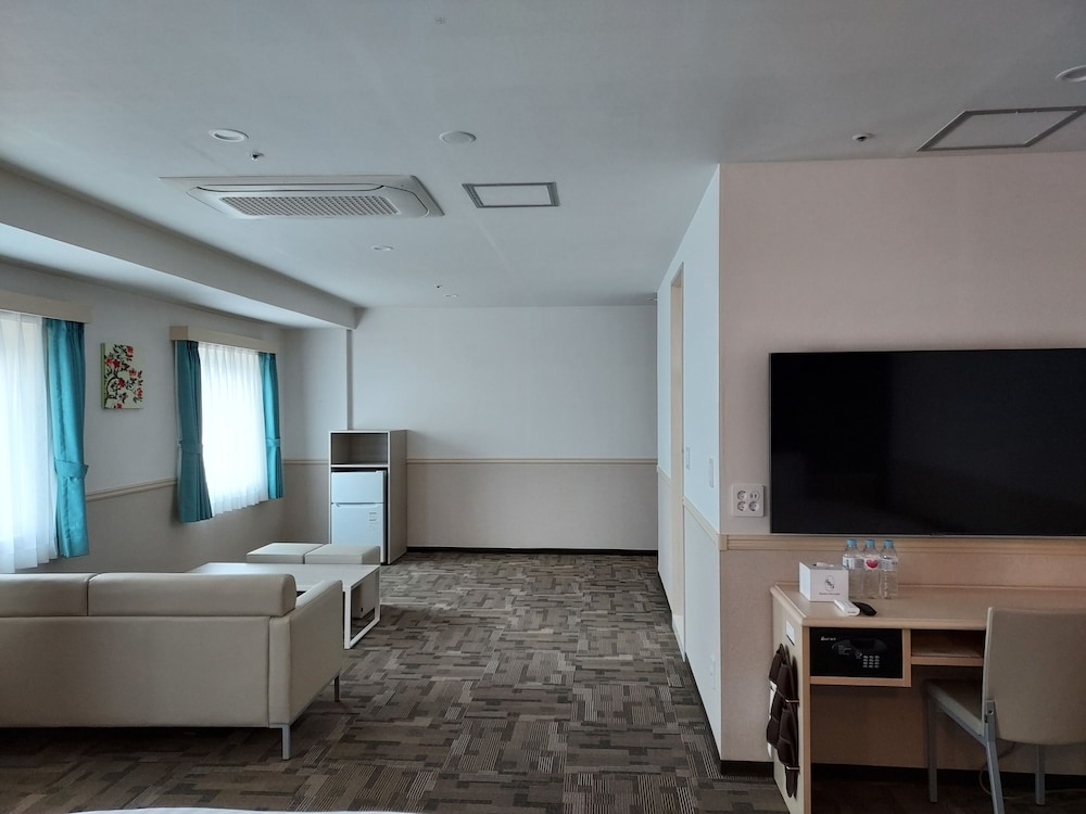 toyoko inn changwon