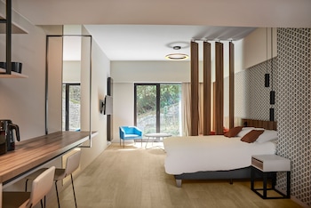 the central kirchberg smart aparthotel