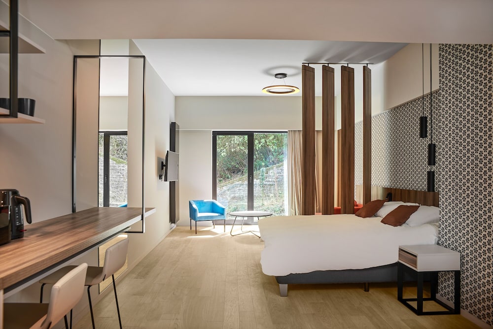 the central kirchberg smart aparthotel