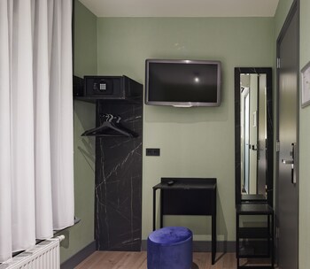 ciao papa hotel amsterdam central station