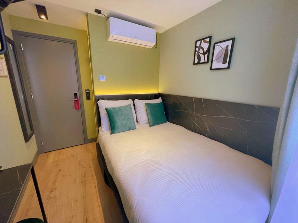 ciao papa hotel amsterdam central station