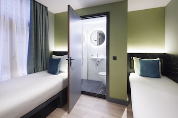 ciao papa hotel amsterdam central station