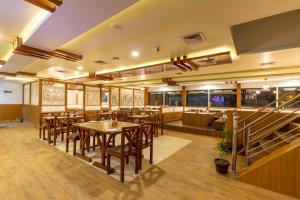 gorakha hotel